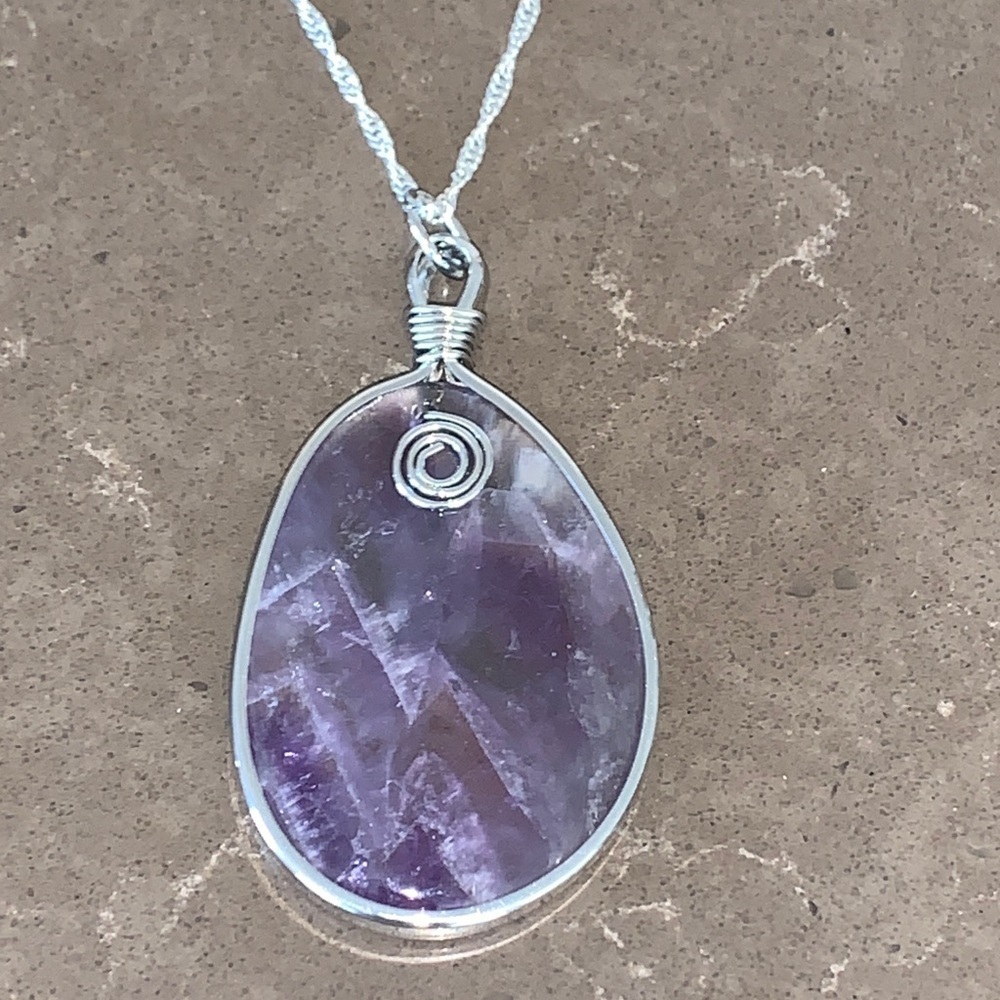 NWOT Wire Wrapped Amethyst Pendant on 925 Sterling Silver Twisted Chain - Picture 3 of 7